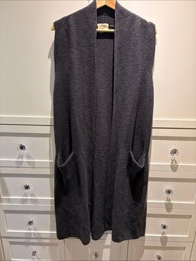 Wilfred Long Open Front Knit Vest in Charcoal